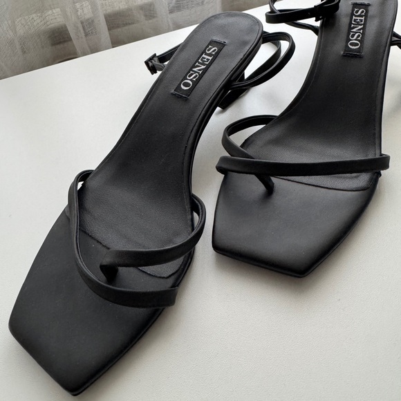 SENSO Heels - Picture 2 of 7